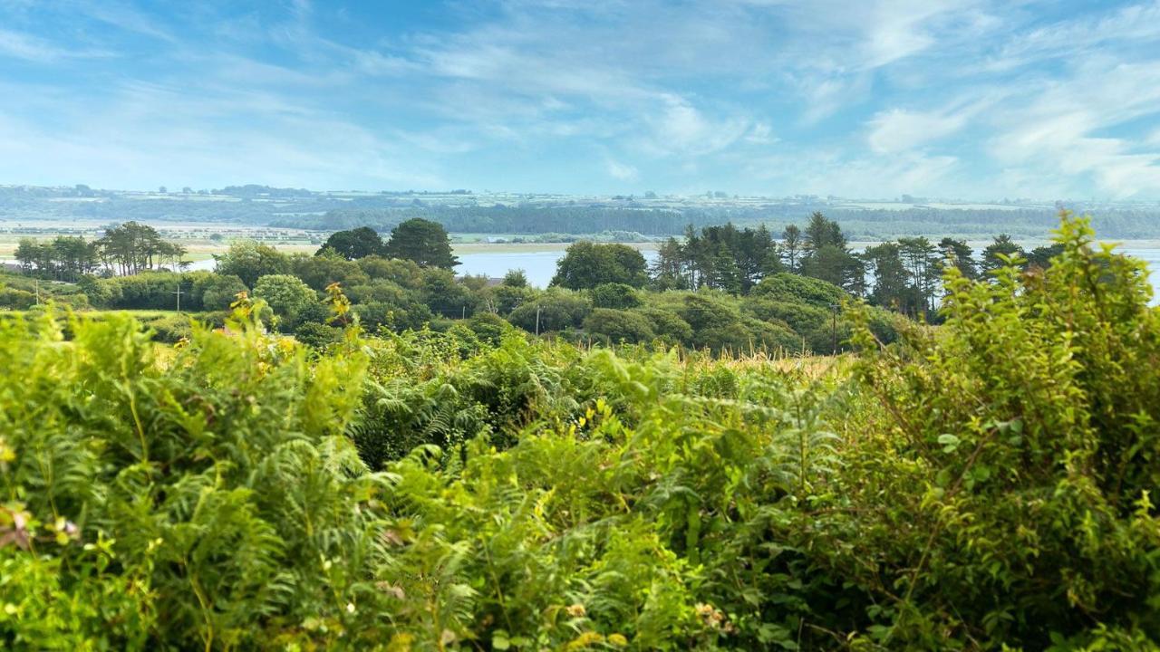 Tan Yr Allt Llangadwaladr  Exterior foto